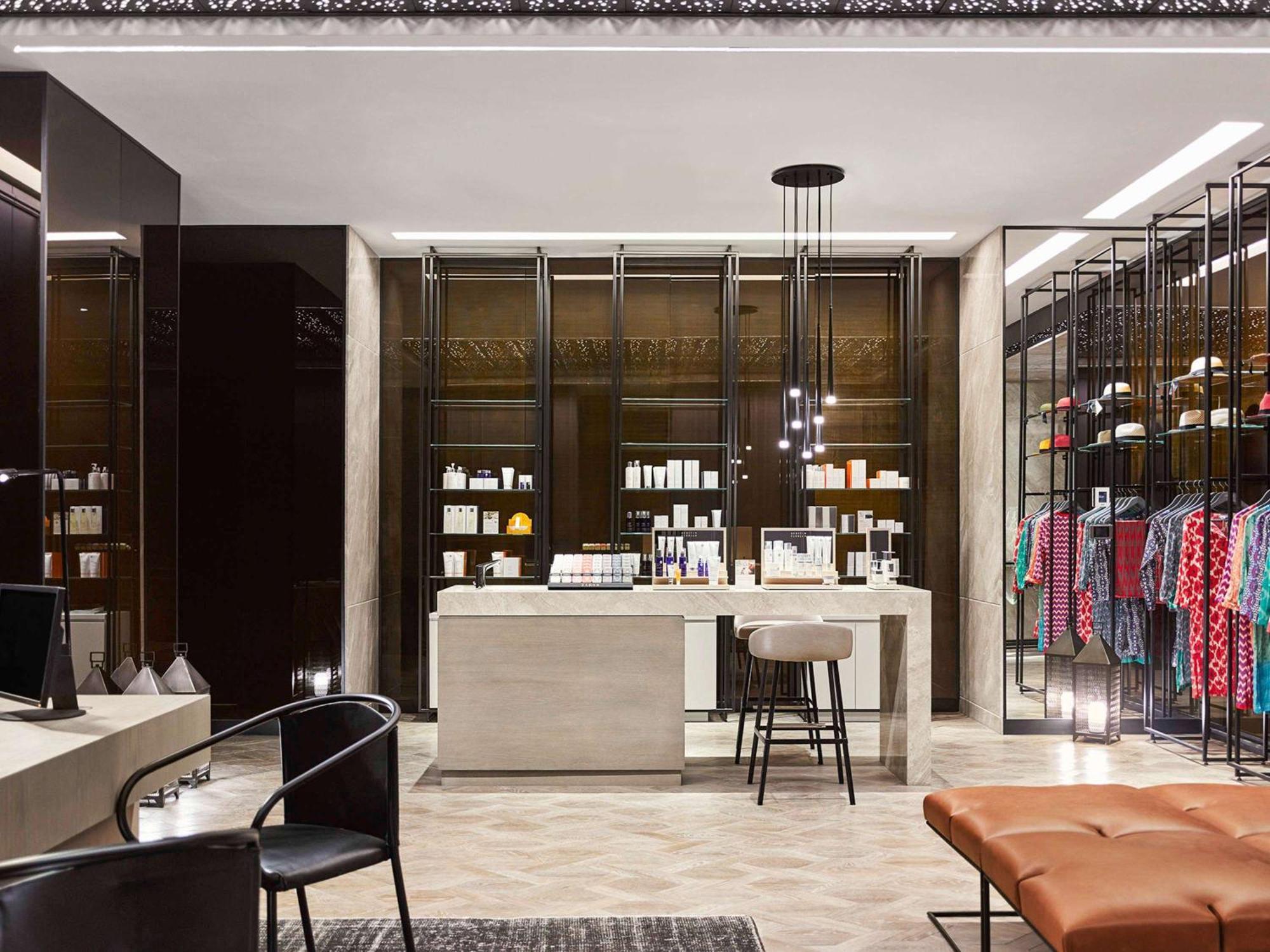 Otel Fairmont Quasar 5*